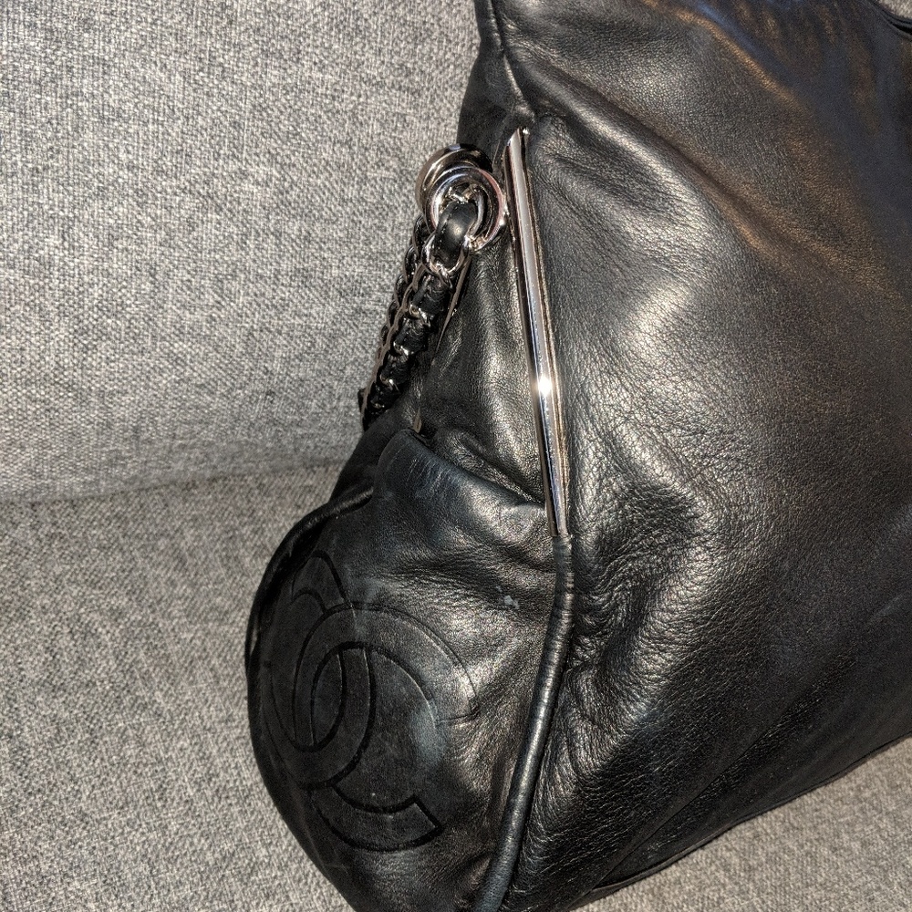 SOLD Ultimate Soft Large Hobo - Picture 6 of 8